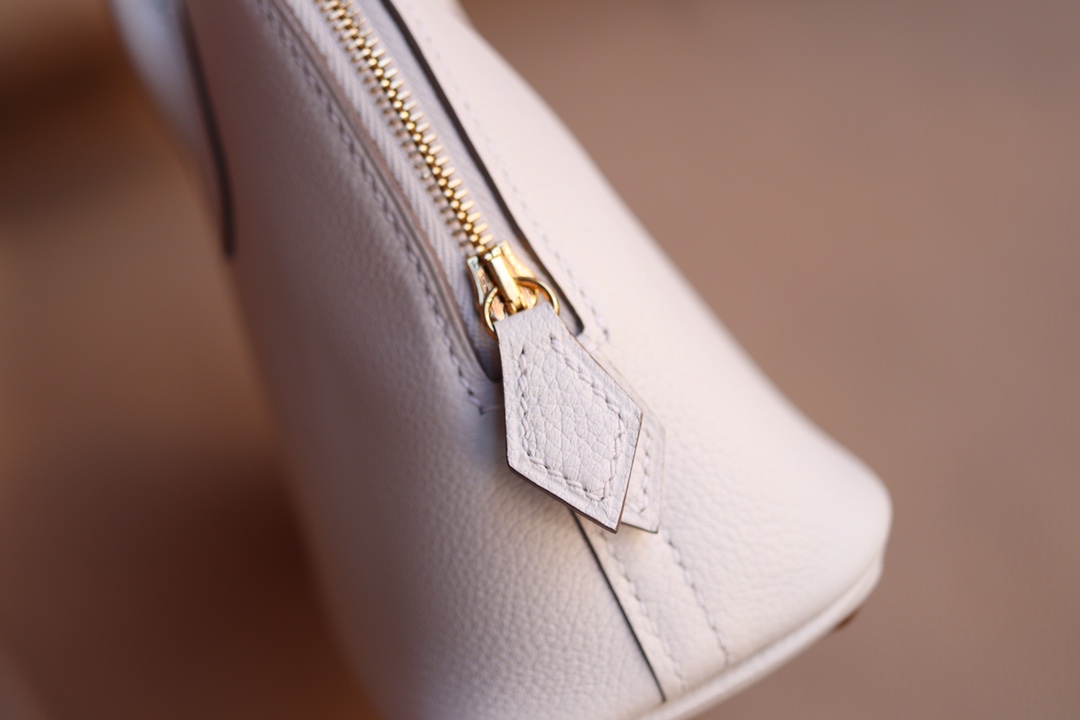 에르메스 미니 볼리드백 화이트 금장 에버컬러